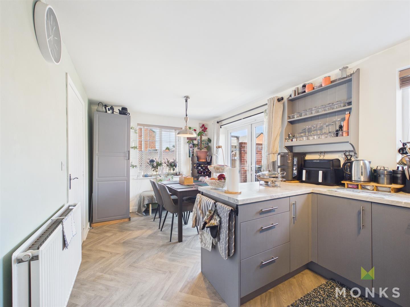 203 Holland Drive, Shrewsbury, SY2 5TU For Sale